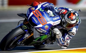 2016 MotoGP- Jorge Lorenzo takes Pole in his final race for Yamaha